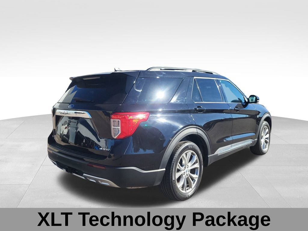Certified 2023 Ford Explorer XLT w/ Equipment Group 202A image 3