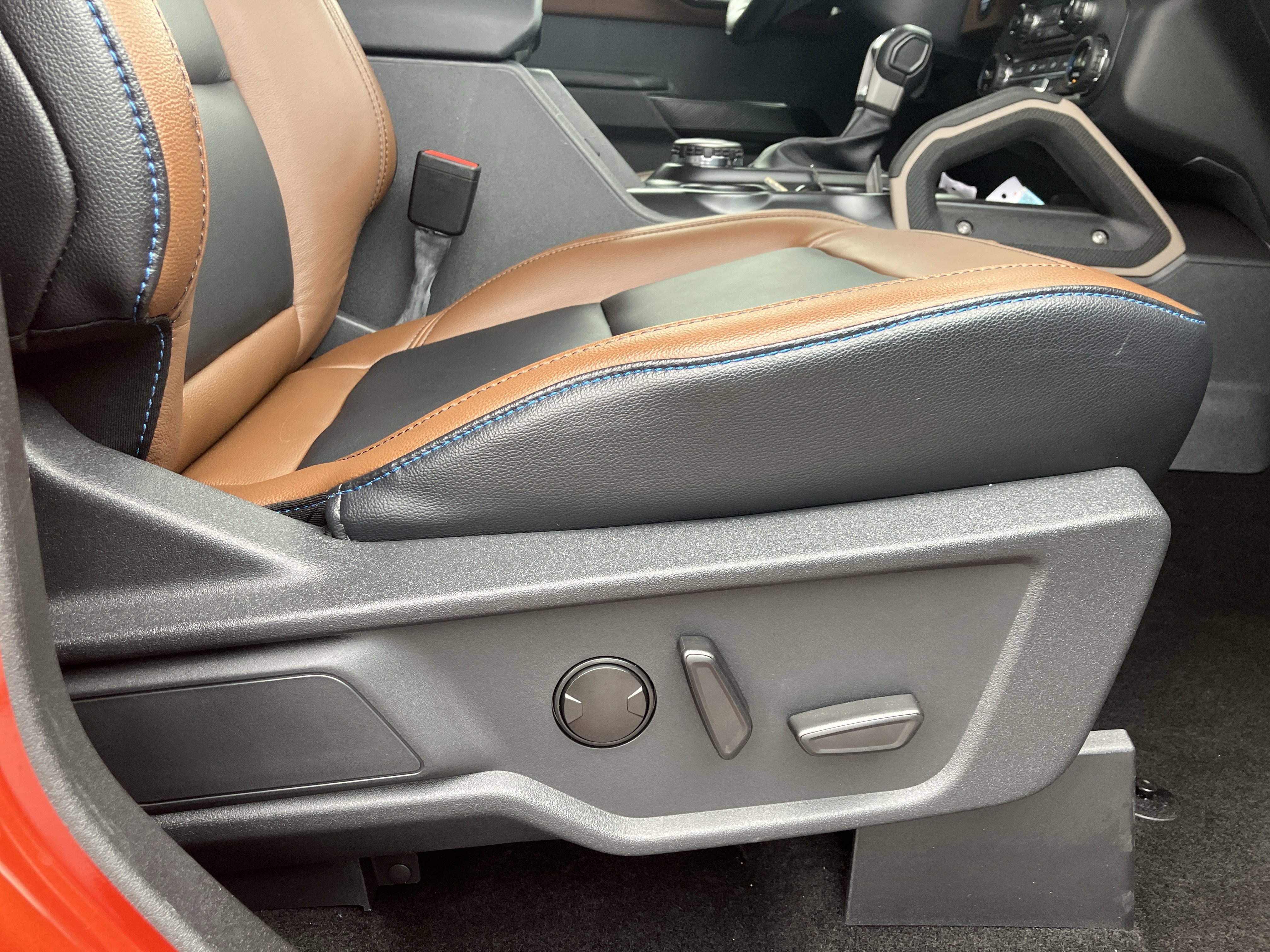 Certified 2024 Ford Bronco Outer Banks image 10