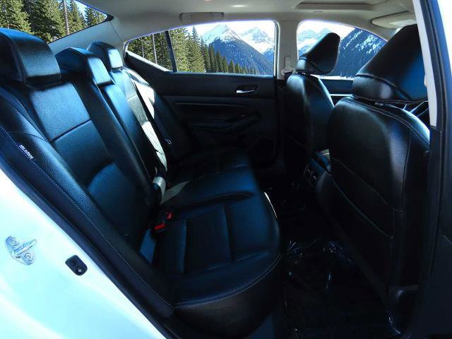 Used 2020 Nissan Altima 2.0 Platinum image 23