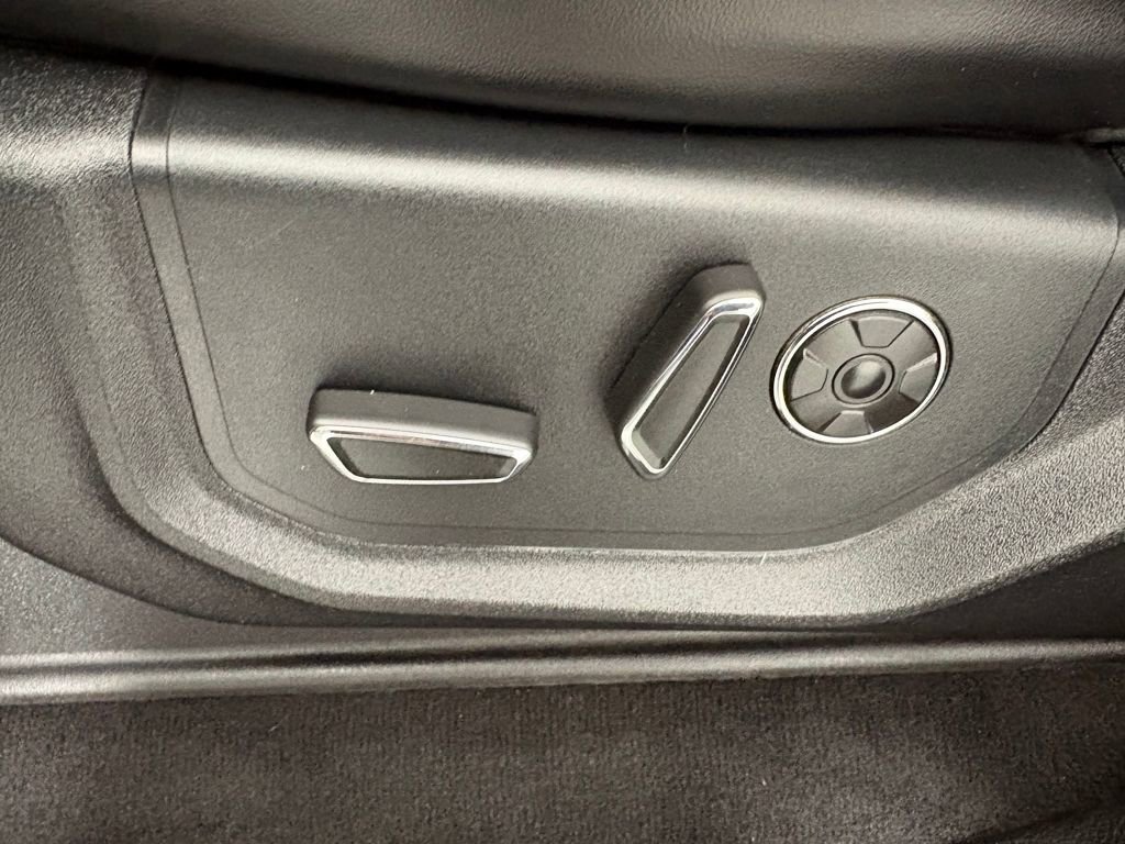 Certified 2019 Ford F350 Platinum w/ Platinum Ultimate Package image 15