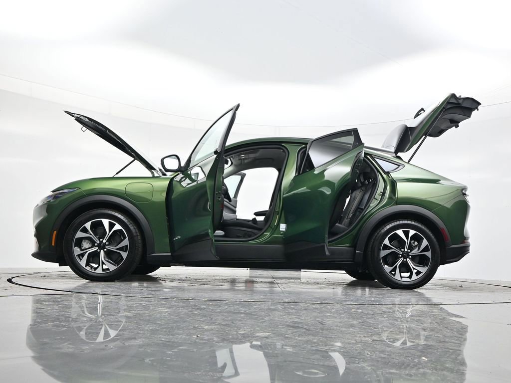 Certified 2025 Ford Mustang Mach-E Select w/ Comfort Package Lite image 59