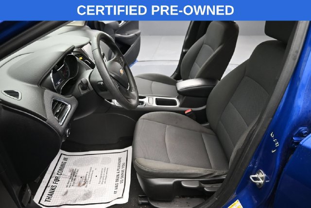 Used 2018 Chevrolet Cruze LT FWD image 11