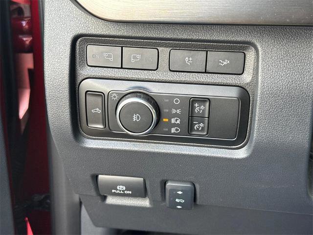 Certified 2024 Ford F350 Lariat w/ Lariat Ultimate Package image 18