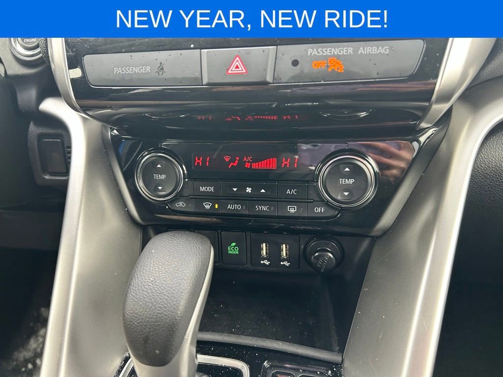 Used 2024 Mitsubishi Eclipse Cross SE image 29