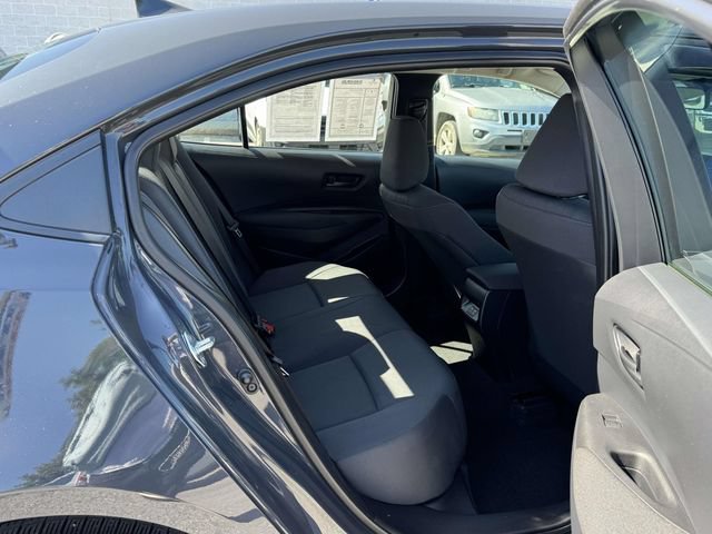 Used 2024 Toyota Corolla LE w/ LE Convenience Package FWD image 12