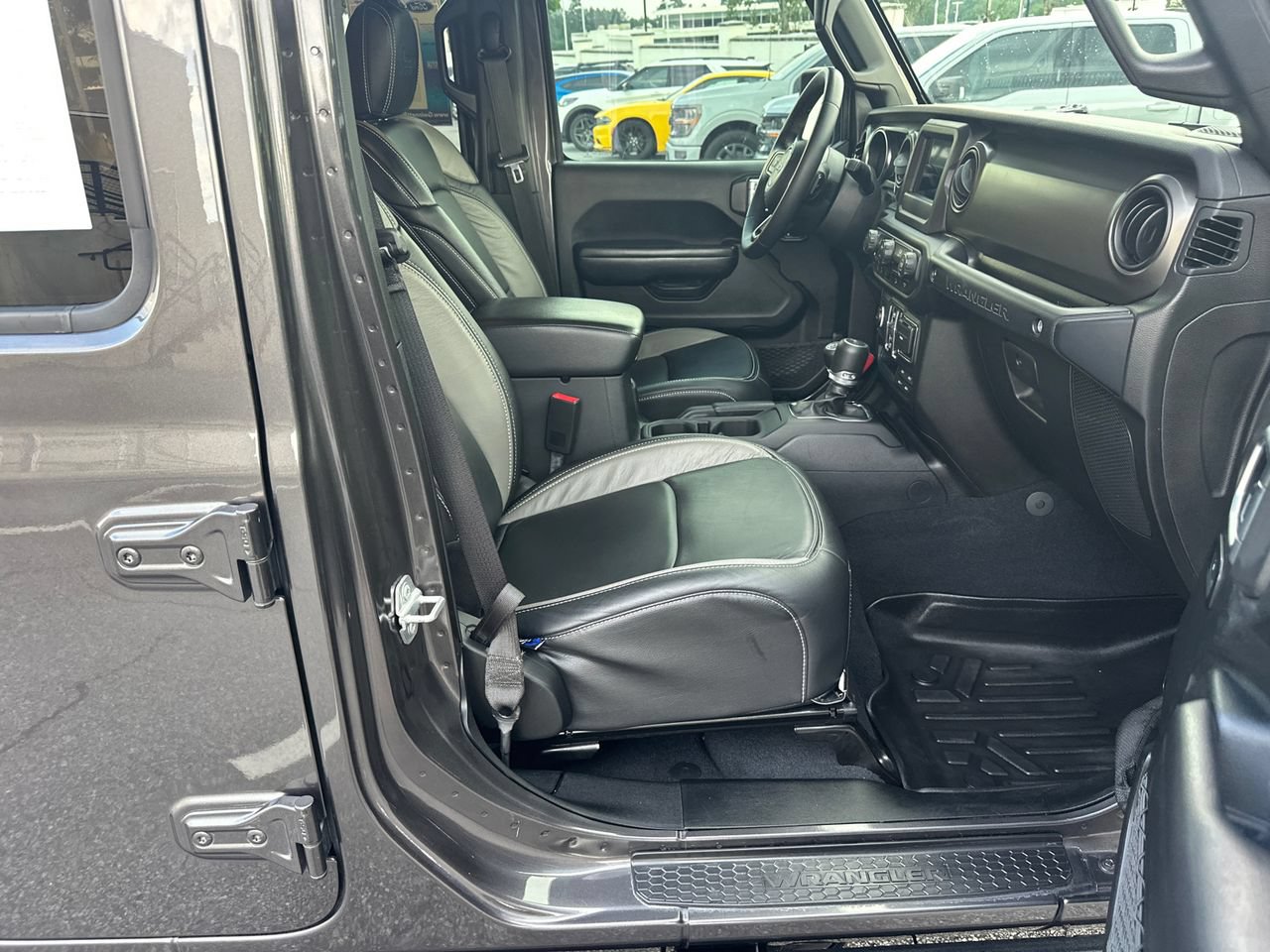Used 2019 Jeep Wrangler Unlimited Sport S AWD/4WD image 15