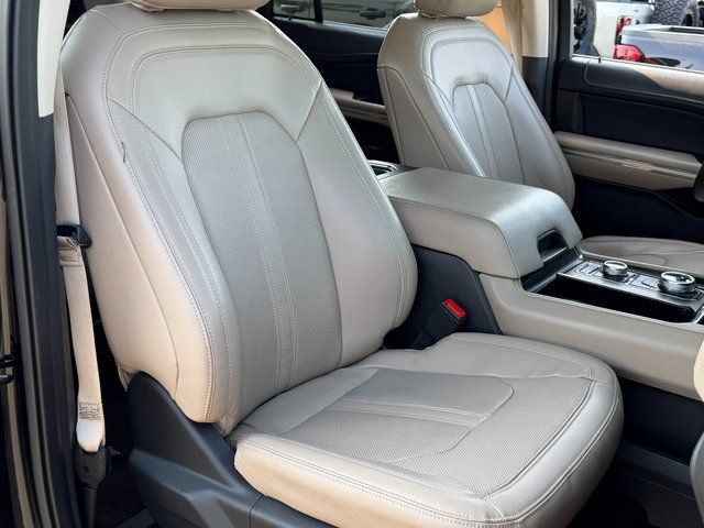 Certified 2023 Ford Expedition Limited AWD/4WD image 32