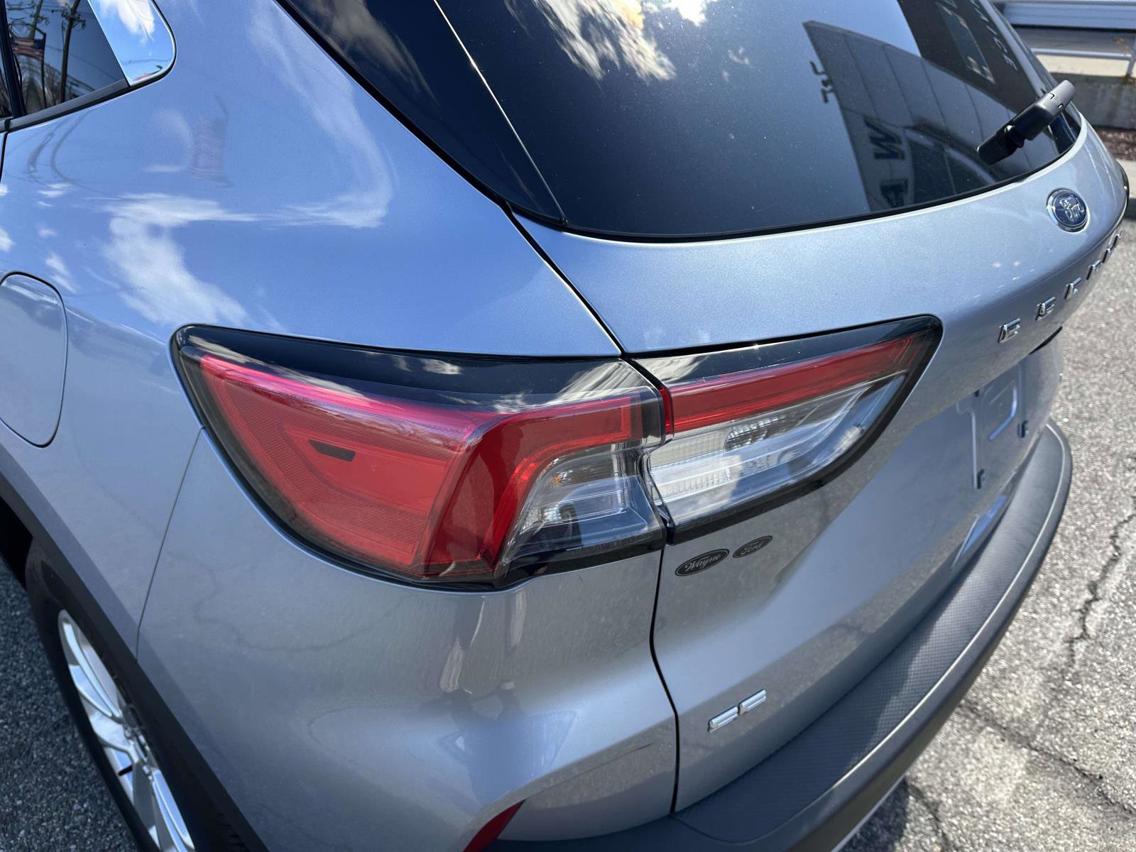 Certified 2022 Ford Escape SE w/ Cold Weather Package image 10