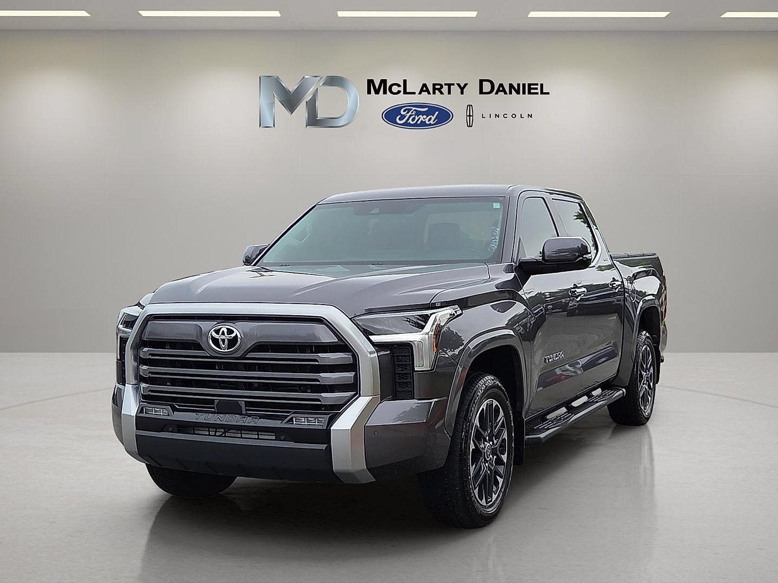 Used 2024 Toyota Tundra Limited w/ Power Package AWD/4WD video 2
