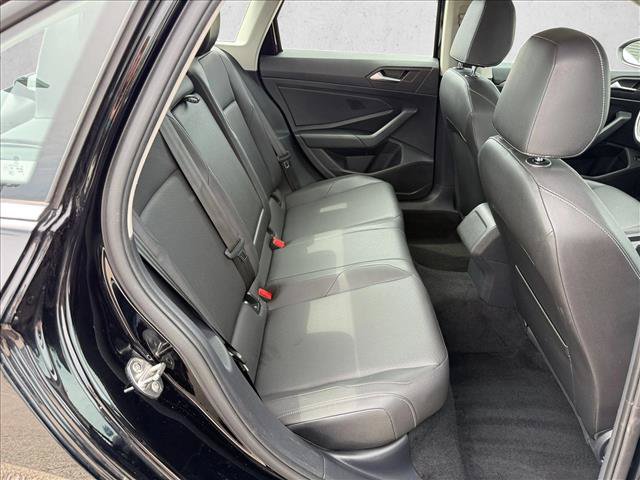 Used 2019 Volkswagen Jetta SE FWD image 19