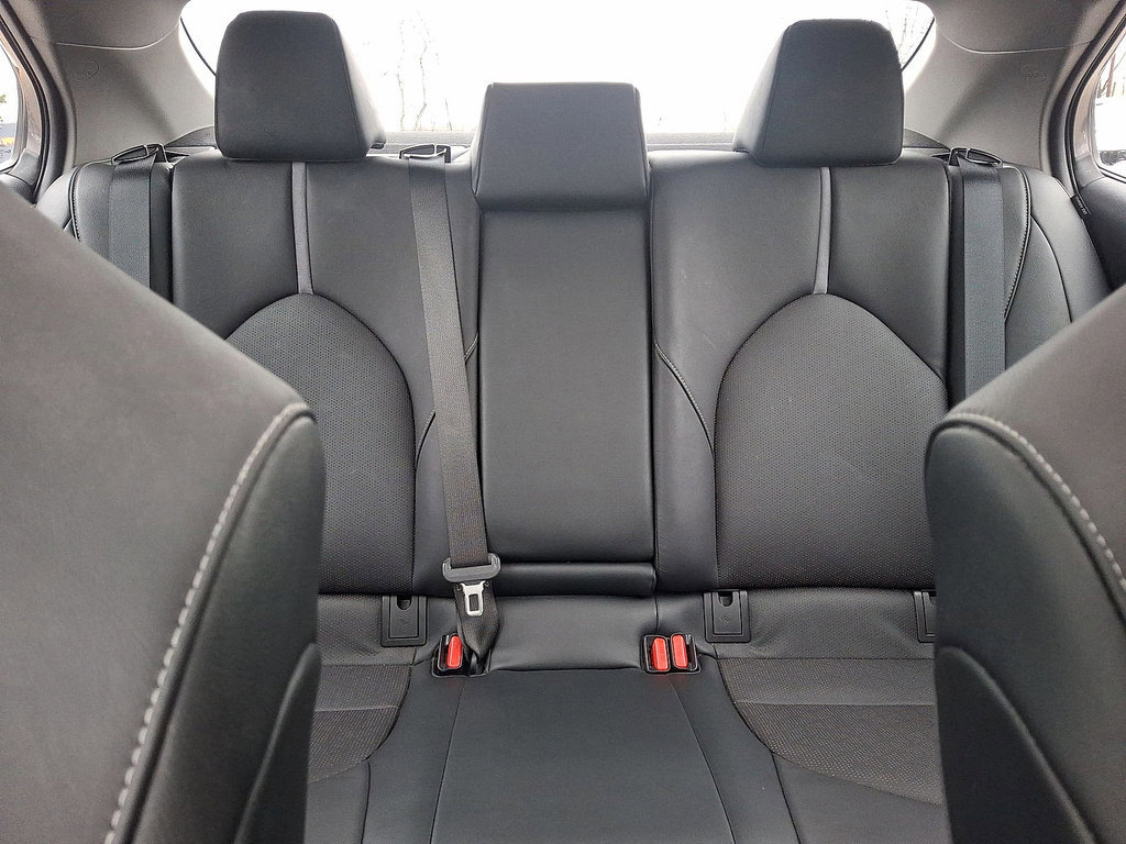 Used 2021 Toyota Camry XSE image 18