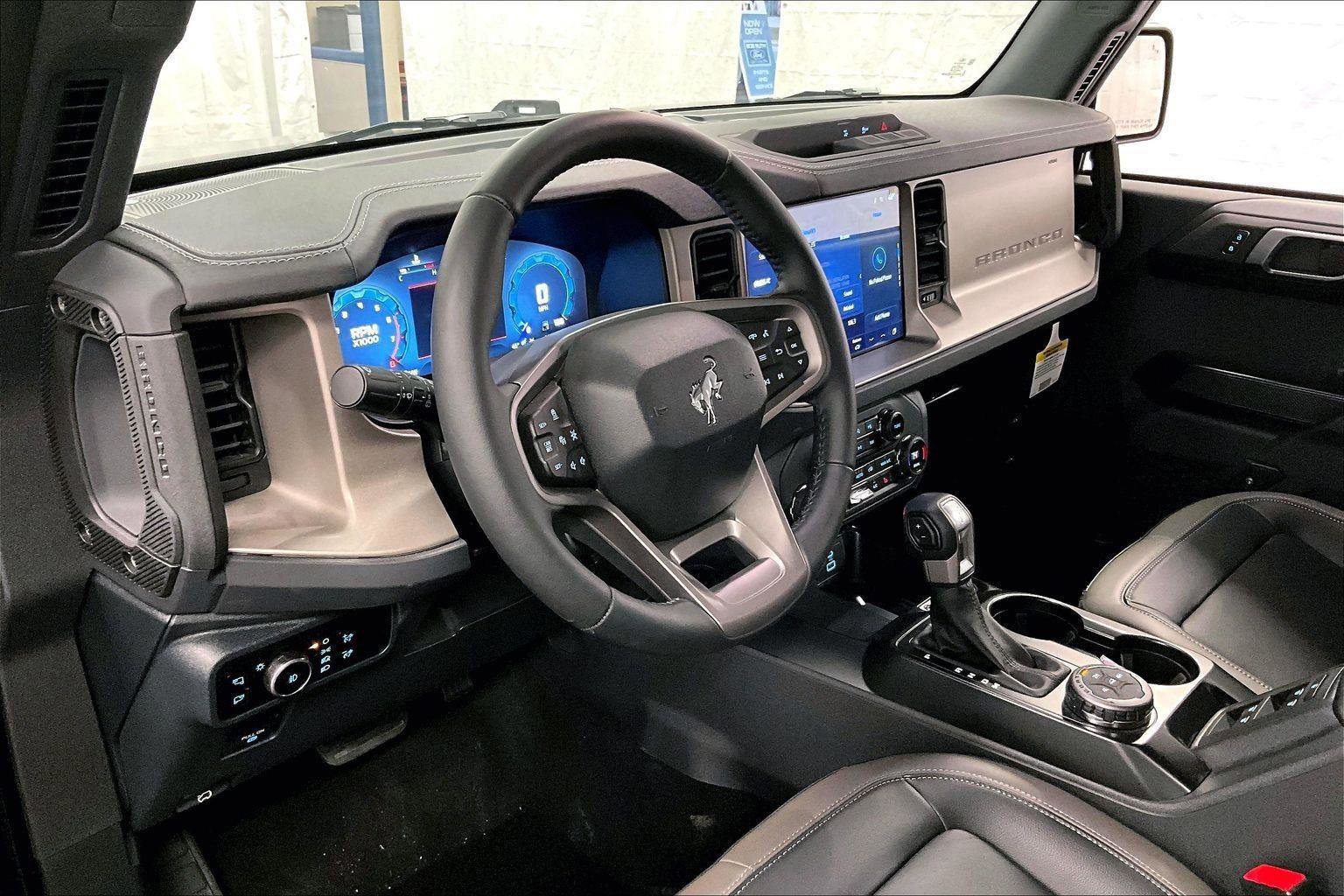 Certified 2025 Ford Bronco Outer Banks image 12