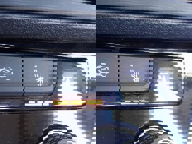 Used 2024 Volkswagen Jetta SE image 27