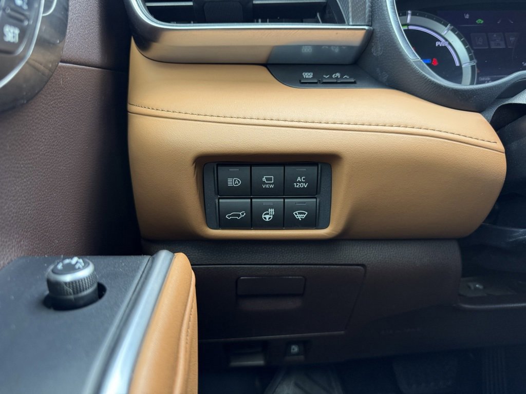 Used 2021 Toyota Highlander Platinum image 13