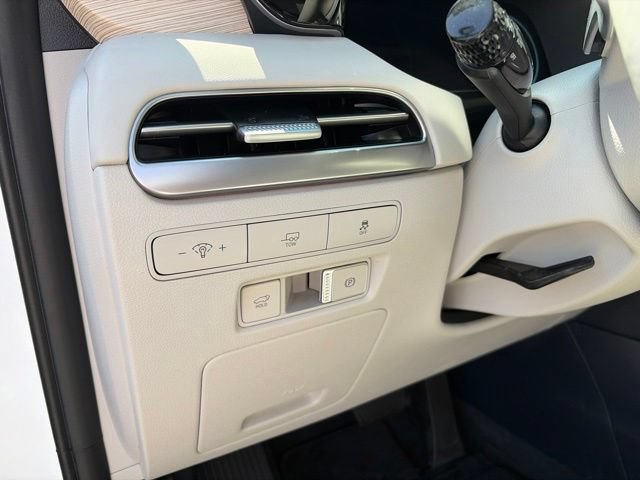 Used 2024 Hyundai Palisade Limited AWD/4WD image 34