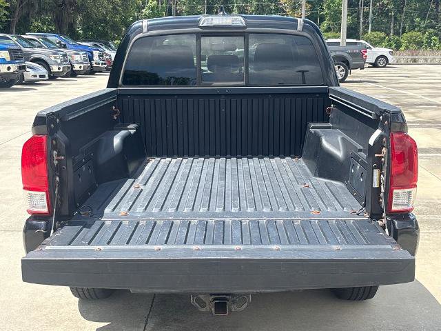 Used 2017 Toyota Tacoma SR5 w/ Tow Package RWD image 30