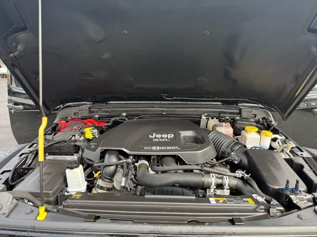 Used 2023 Jeep Gladiator Rubicon w/ Cold Weather Group image 23