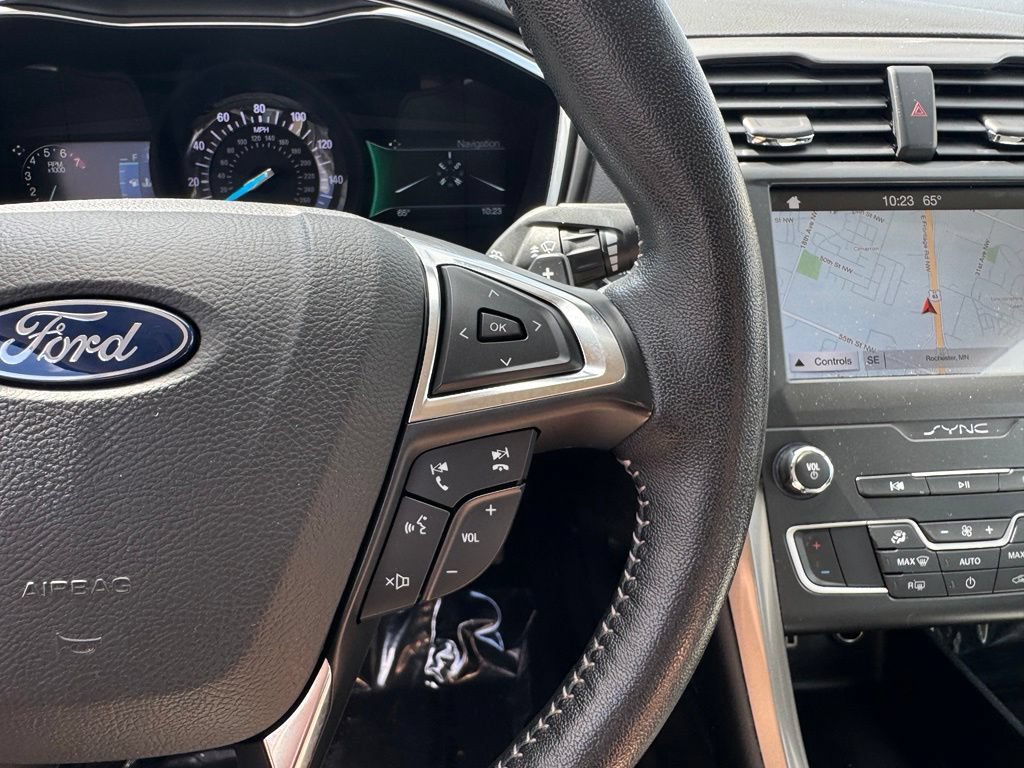 Certified 2019 Ford Fusion SE w/ Equipment Group 151A FWD image 27