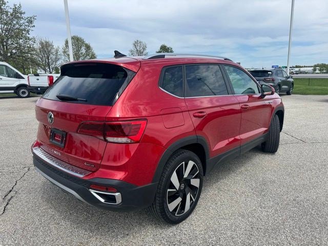Used 2024 Volkswagen Taos SEL AWD/4WD image 9