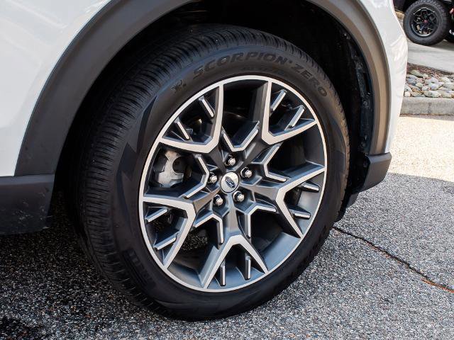 Certified 2025 Ford Explorer Platinum w/ Ultimate Package image 8