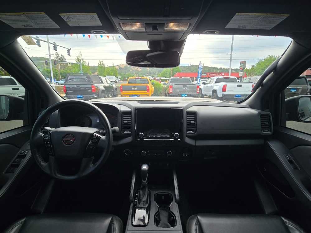 Used 2022 Nissan Frontier PRO-4X w/ Pro-4X Premium Package AWD/4WD image 15