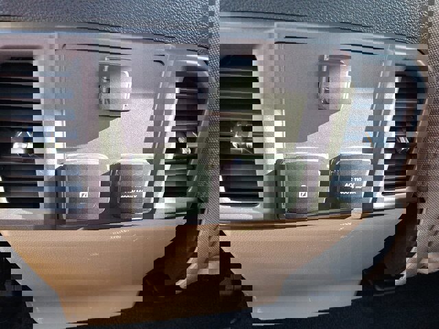 Certified 2018 Ford F150 XLT w/ Equipment Group 302A Luxury image 11