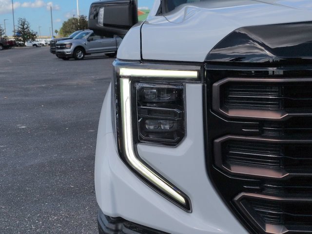 Used 2024 GMC Sierra 1500 AT4X AWD/4WD image 10