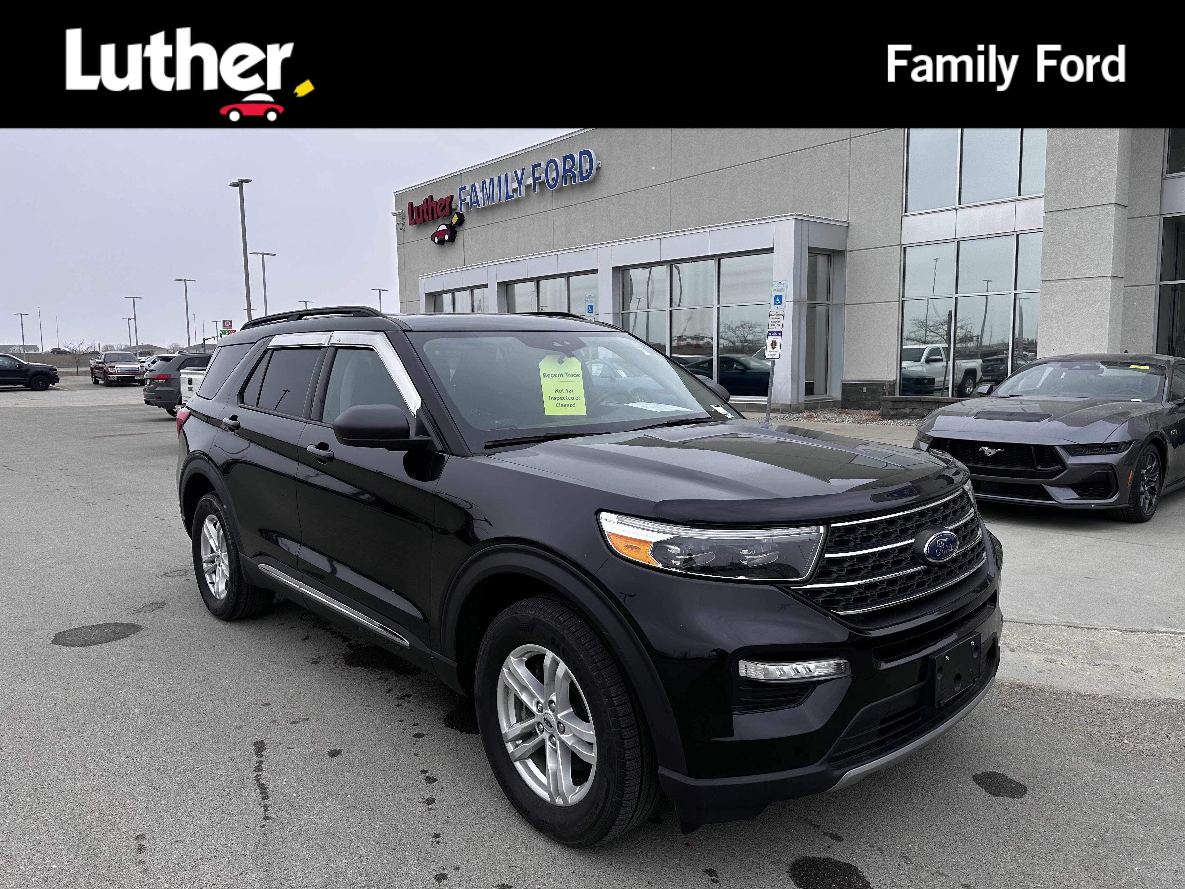 Certified 2022 Ford Explorer XLT image 4