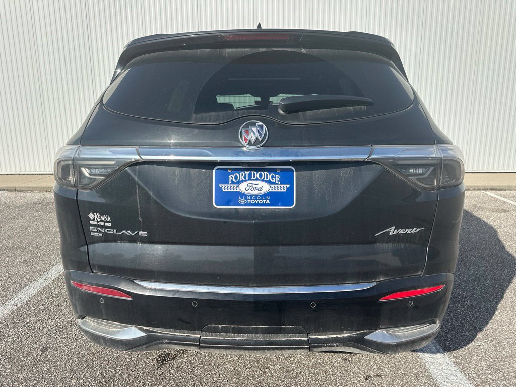 Used 2022 Buick Enclave Avenir w/ Avenir Technology Package AWD/4WD image 6