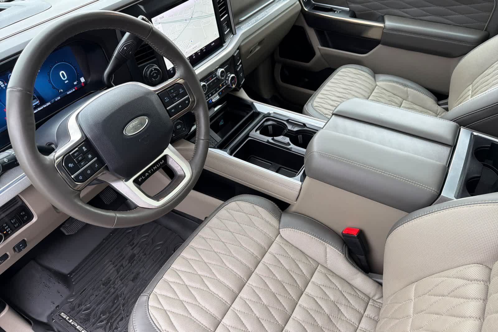 Certified 2025 Ford F350 Platinum w/ Platinum Plus Package AWD/4WD image 11