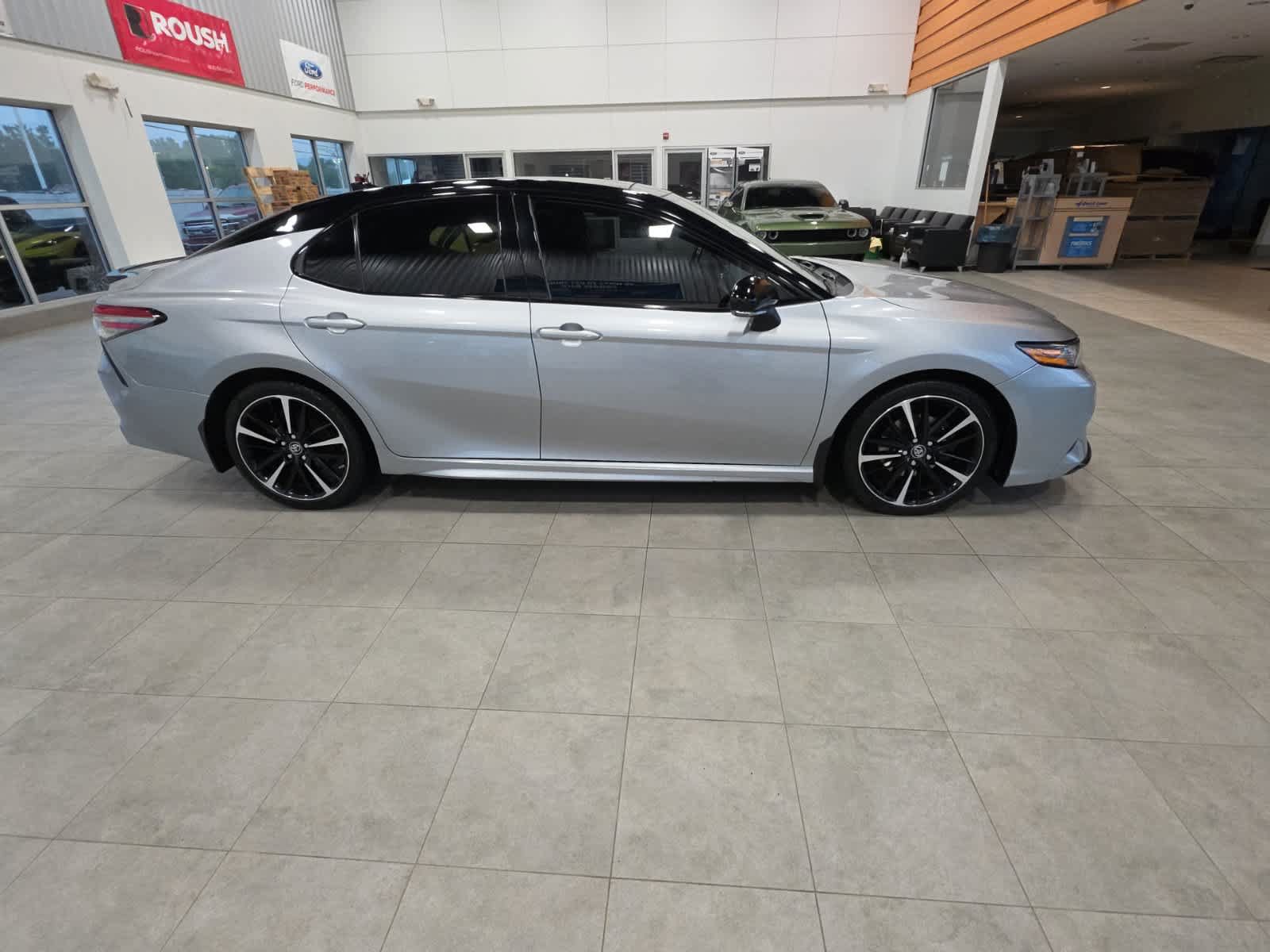 Used 2019 Toyota Camry FWD image 6