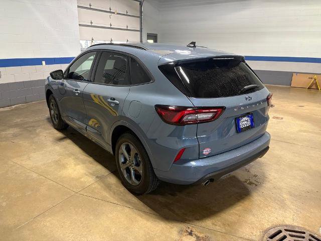 Certified 2024 Ford Escape ST-Line w/ Tech Pack #1 AWD/4WD image 4