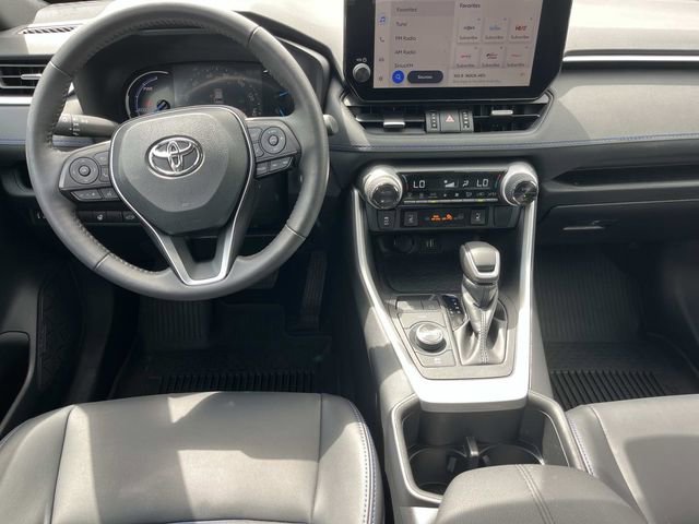 Used 2024 Toyota RAV4 XSE w/ Weather Package AWD/4WD image 18