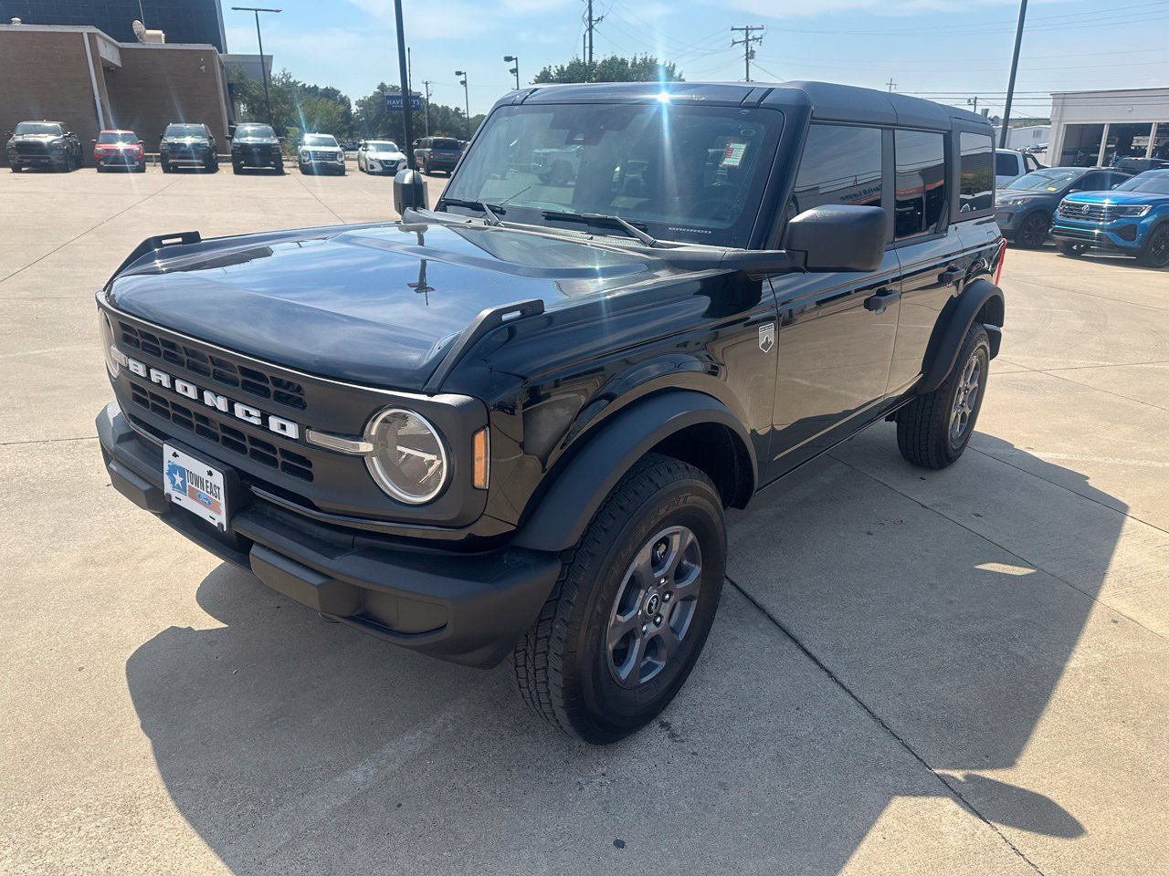 Certified 2026 Ford Bronco Big Bend AWD/4WD image 3
