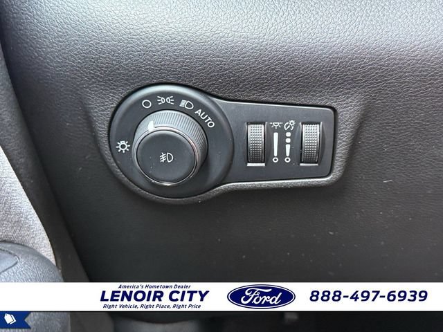 Used 2024 Jeep Compass Latitude AWD/4WD image 19
