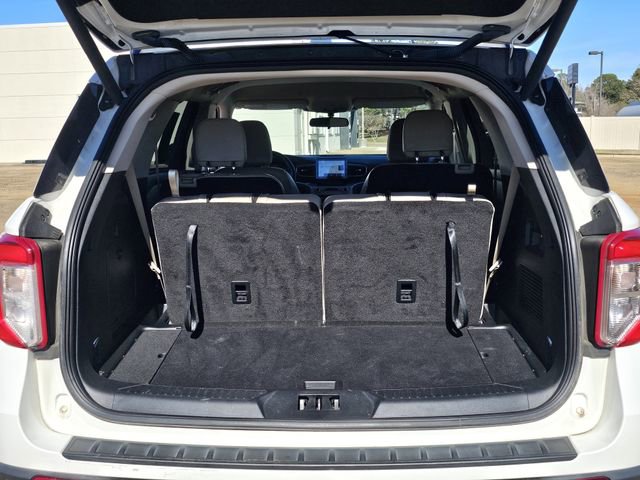 Certified 2023 Ford Explorer XLT w/ Equipment Group 202A image 28