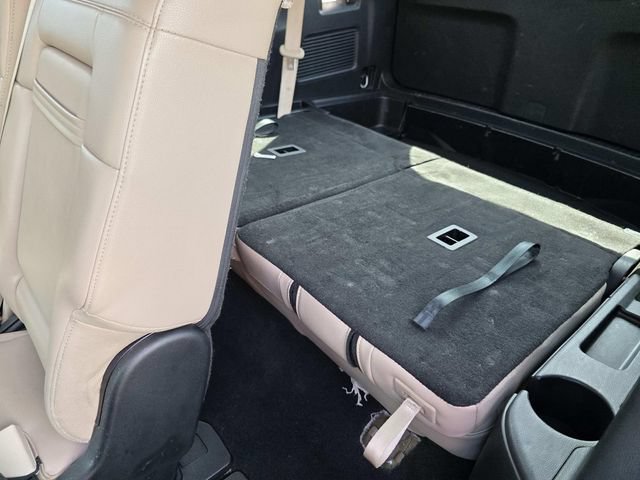 Certified 2023 Ford Explorer Limited AWD/4WD image 12