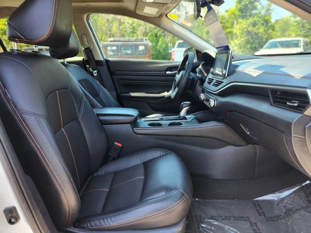 Used 2021 Nissan Altima 2.0 SR FWD image 11