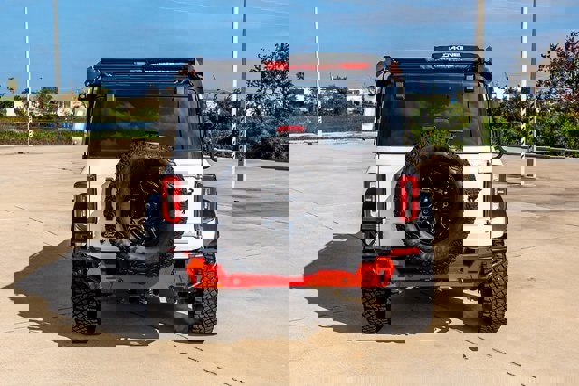 Certified 2024 Ford Bronco Wildtrak image 3