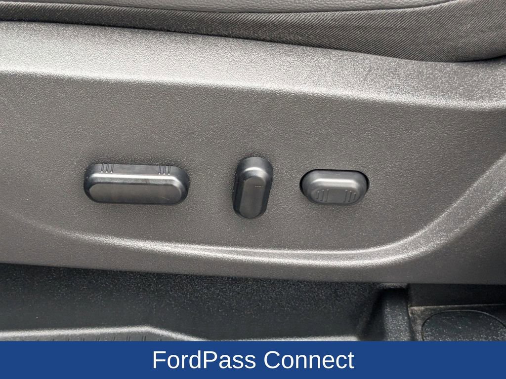 Certified 2019 Ford Escape SE image 16