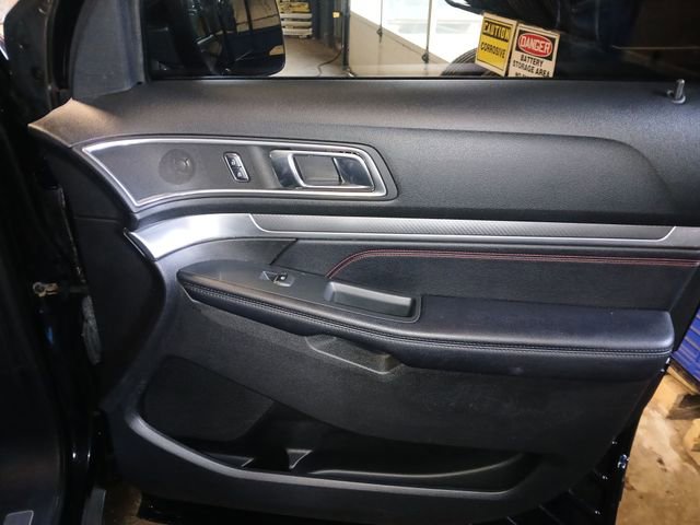 Certified 2017 Ford Explorer Sport w/ Equipment Group 401A AWD/4WD image 49