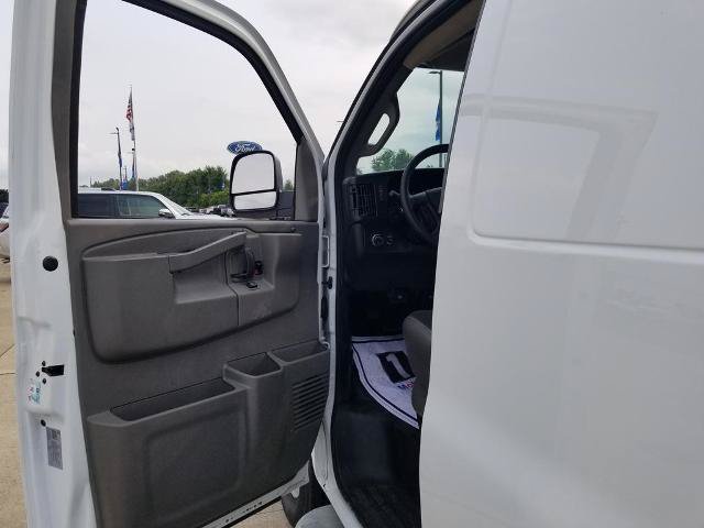 Used 2024 Chevrolet Express 2500 w/ Driver Convenience Package RWD image 14