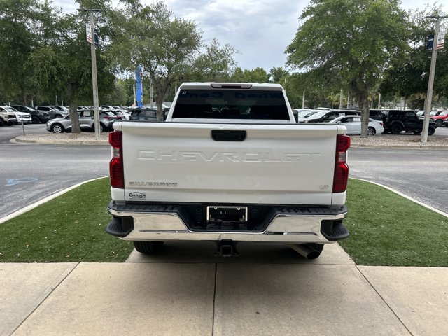 Used 2025 Chevrolet Silverado 2500 LT w/ Convenience Package AWD/4WD image 6