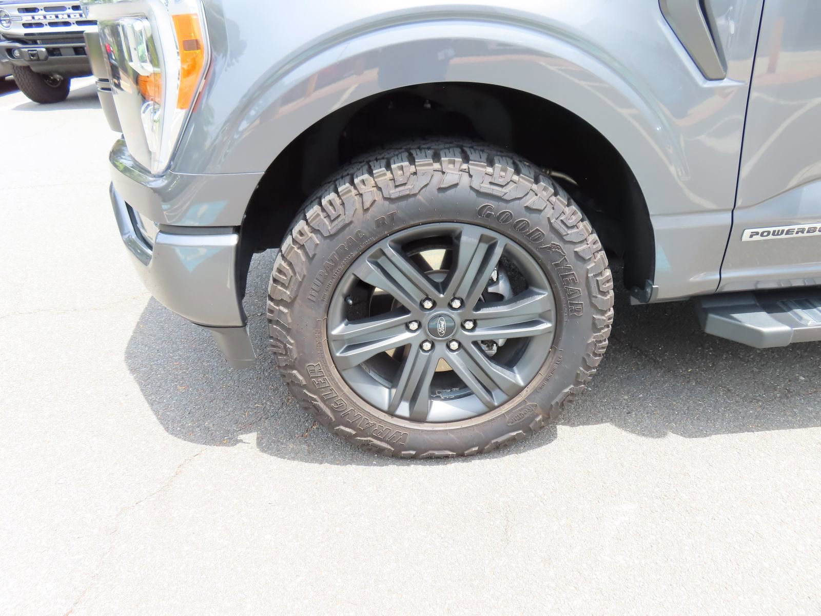 Certified 2023 Ford F150 Lariat AWD/4WD image 14