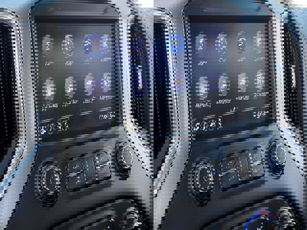 Used 2020 Chevrolet Silverado 1500 LT w/ Texas Edition image 18