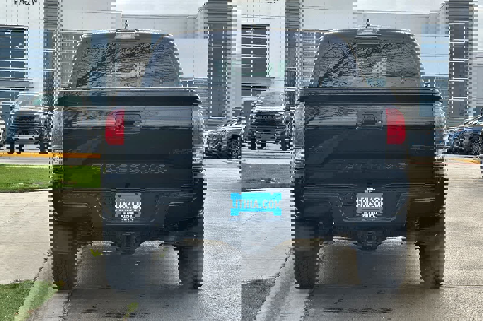 Used 2019 Toyota Tacoma TRD Pro AWD/4WD image 4