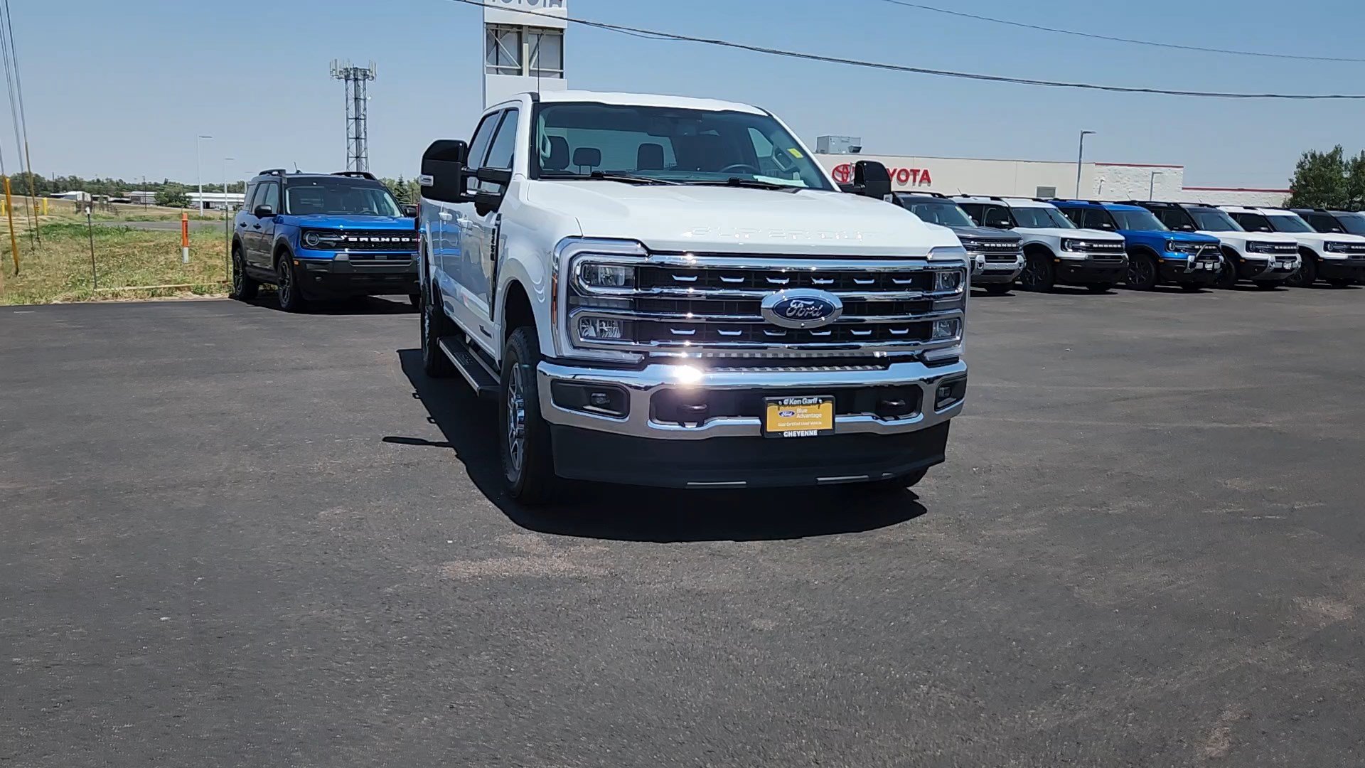 Certified 2025 Ford F250 Lariat AWD/4WD image 5
