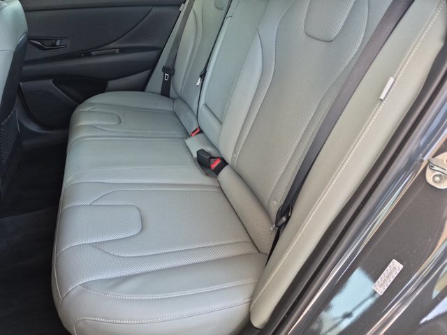 Used 2024 Hyundai Elantra Limited FWD image 31