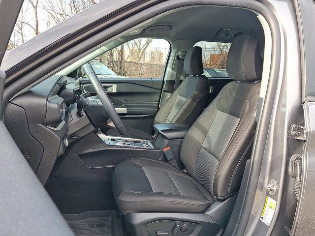 Certified 2023 Ford Explorer XLT AWD/4WD image 11