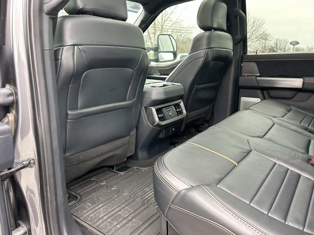 Certified 2024 Ford F250 Platinum w/ Tremor Off-Road Package image 19